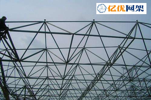 三清山料棚网架安装
